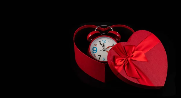 Red Alarm Clock Gift Box Form Human Heart Symbol — Stock Photo, Image