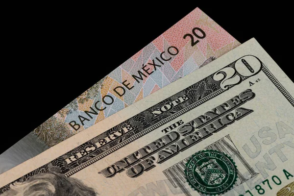 Σύγκριση Αμερικανικών Δολαρίων Και Μεξικανικών Πέσος — Φωτογραφία Αρχείου