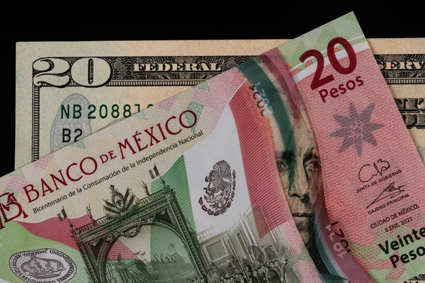 Comparación Dólares Americanos Pesos Mexicanos —  Fotos de Stock
