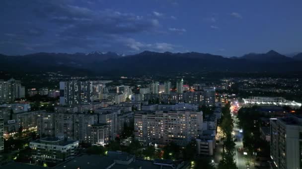 Almaty Kazachstán 2023 Pohled Kvadrokoptéry Jihovýchodní Části Kazašského Města Almaty — Stock video