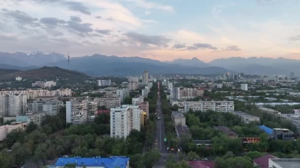 Almaty Kazajstán 2023 Vista Desde Quadrocoptero Parte Central Ciudad Kazaja — Vídeos de Stock