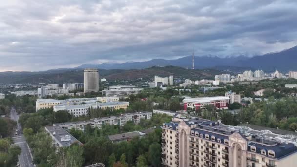 Almaty Kazachstan 2023 Widok Kwadrantu Środkowej Części Kazachskiego Miasta Ałmaty — Wideo stockowe