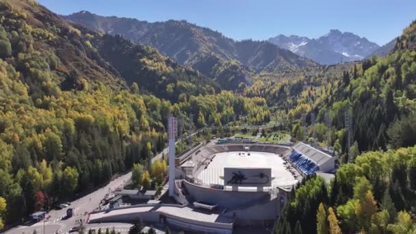 Almaty Kazakistan 2023 Vista Quadricottero Della Pista Pattinaggio Medeu Vicino — Video Stock