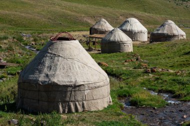 Orijinal yurtlar - Orta Asyalı göçebelerin geleneksel konutları