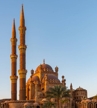 Mısır 'ın Sharm el Sheikh kentindeki resim camii