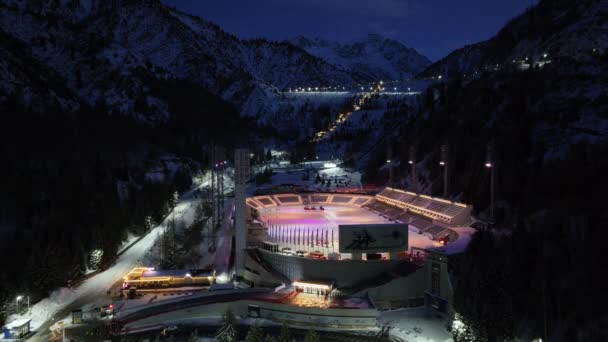 Almaty Kazachstan 2024 Het Beroemde Medeu Ijsstadion Met Het Opschrift — Stockvideo