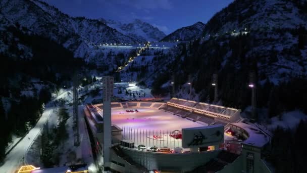 Almaty Kazachstan 2024 Het Beroemde Medeu Ijsstadion Met Het Opschrift — Stockvideo
