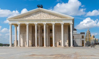 Astana, Kazakistan. 07.03.2018. Astana Opera binası. Üzerinde 