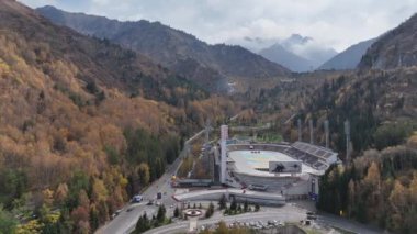 Almaty, Kazakistan, 10.11.2024. Rusça ve Kazak dillerinde 