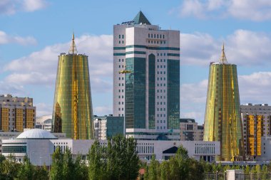 Astana şehrinde Kazakistan Cumhuriyeti hükümetinin inşası.