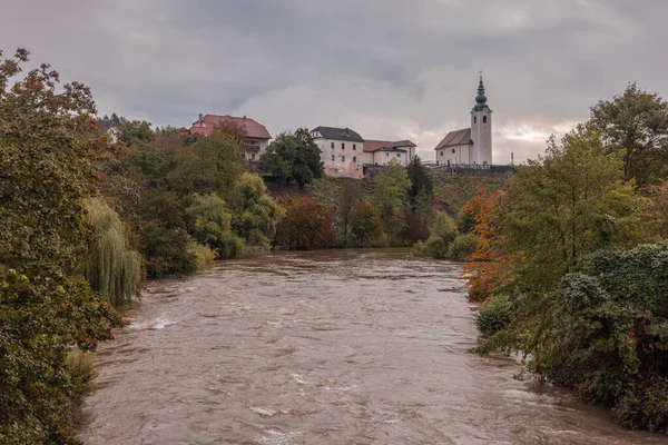 Magas Vízállás Áradások Heves Esőzések Miatt Zagradec Faluban Dolenjska Régióban — Stock Fotó