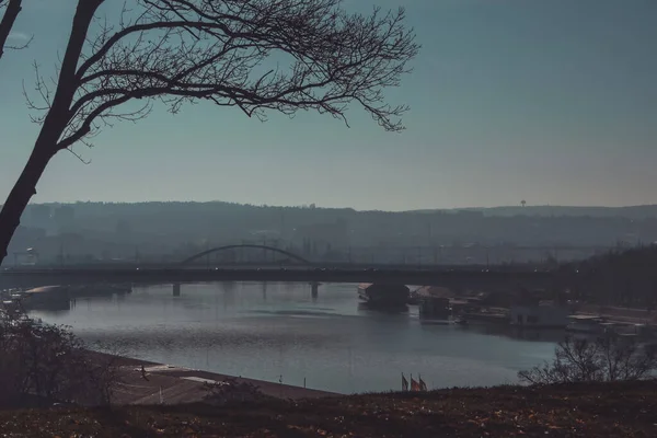 Sonbahar Güneşinde Belgrad Üzerindeki Ünlü Kalemegdan Kalesinin Manzarası Sava Donau — Stok fotoğraf