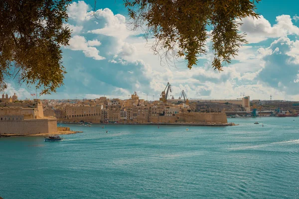 Uitzicht Vanaf Mausoleum Barakka Tuinen Valletta Malta Een Prachtige Zomerdag — Stockfoto