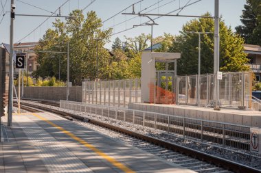 Tivoli, Ljubljana Slovenya tren istasyonu modernizasyon ve yeni rayların döşenmesi kapsamında yeniden inşa ediliyor.