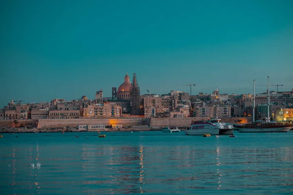 Cityscape Valletta Malta Autumn Evening Golden Hour Blue Hour Nice — Stock Photo, Image