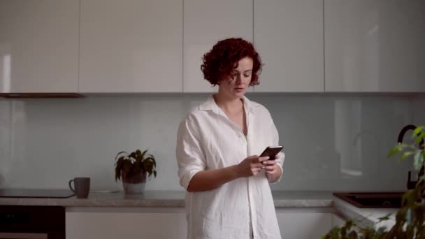 Girl Holding Cell Phone Using Smartphone Device Home Woman Blogger — Wideo stockowe