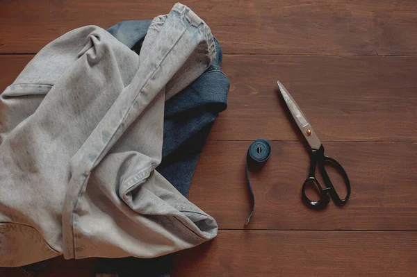 Denim Upcycling Ideeën Het Gebruik Van Oude Jeans Repurposing Jeans — Stockfoto