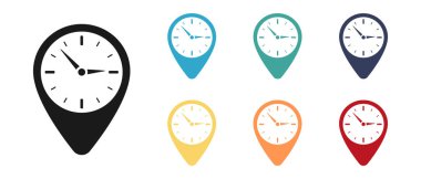 Simge, haritada saat ile etiketle. Saat simgesi beyaz arkaplanda izole edildi.