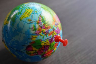 Dünya küresindeki Filistin, Gazze 'yi gösteren itme iğnesinin yakın görüntüsü. Metin için alanı kopyala