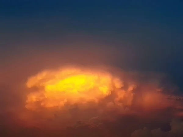 Forma Dramática Nuvens Cor Madrugada Noite Pôr Sol Paisagem Nublada — Fotografia de Stock