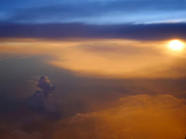 Vista Aérea Céu Azul Dramático Nuvens Escuras Madrugada Noite Pôr — Fotografia de Stock