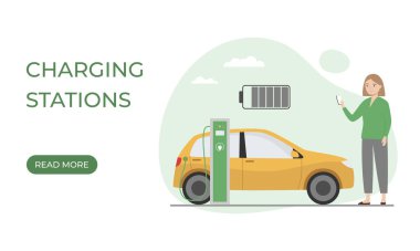 Şarj istasyonunun yanındaki elektrikli araba. Akıllı telefonu olan genç bir kadın arabasını şarj ediyor. Yeşil elektrik enerji tüketimi kavramı. Düz çizgi film tarzı. Vektör illüstrasyonu