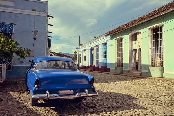 Κλασικό Αμάξι Δρόμο Στο Τρινιντάντ Κούβα — Φωτογραφία Αρχείου