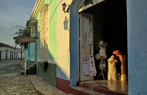 Butiker Gata Vid Solnedgången Augusti 2022 Trinidad Kubas — Stockfoto
