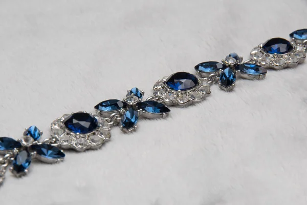 Gioielli Con Saphire Blu Collana Bracciale Con Zirconi Diamanti Topazio — Foto Stock