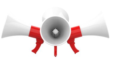 Beyaz arka planda izole edilmiş megafonlar. 3 boyutlu resimleme