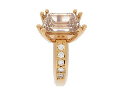 Lüks kadın yüzüğü beyaz arka planda izole edilmiş, 3D görüntüleme - illüstrasyon