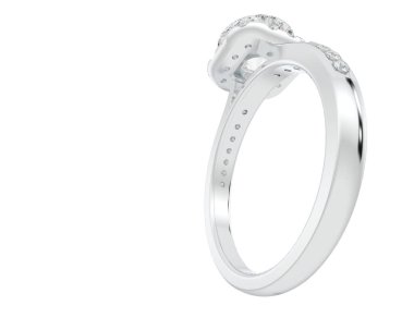 Beyaz arka planda izole edilmiş değerli taşları olan yüzük.. 