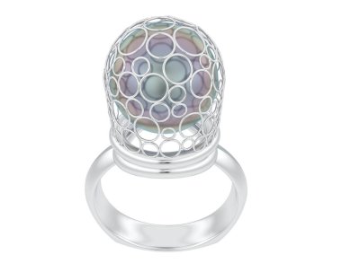 Güzel nişan yüzüğü arka planda izole edildi. 