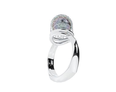 Güzel nişan yüzüğü arka planda izole edildi. 