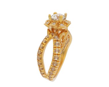 Güzel nişan yüzüğü arka planda izole edildi. 