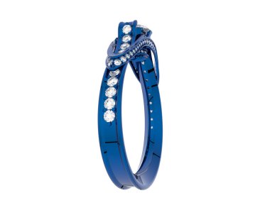 Güzel nişan yüzüğü arka planda izole edildi. 