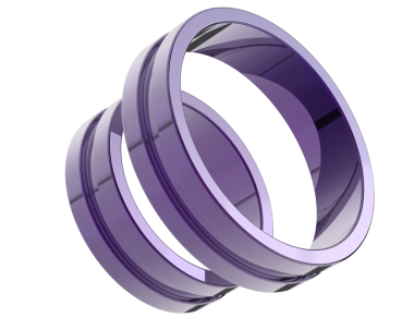 beyaz arkaplanda mor metal halka.