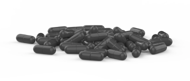 Beyaz üzerine izole edilmiş siyah taşlar yığını