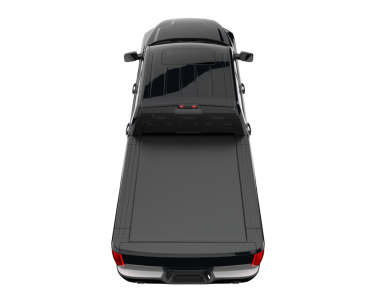 araba yan görünümü siyah arkaplanda izole edildi