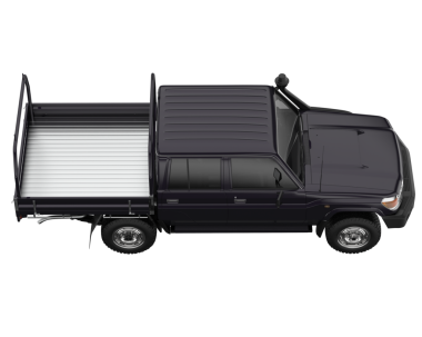 Beyaz arkaplanda izole edilmiş siyah bir minibüsün yan görüntüsü