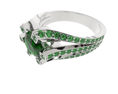 Beyaz arka plan üzerinde izole elmas yüzük