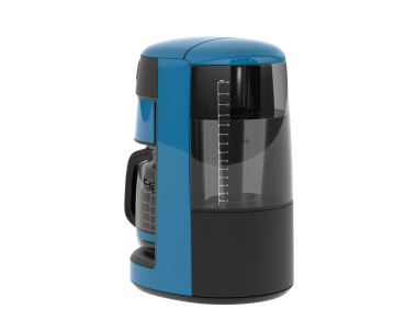 siyah arka plan üzerine izole elektrikli su ısıtıcısı