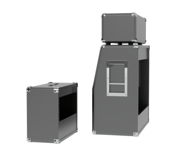 beyaz arkaplanda modern siyah elektrikli ısıtıcı.