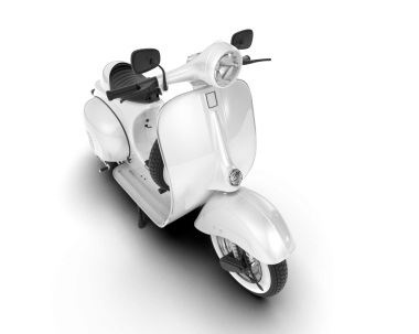 Beyaz arka planda beyaz scooter.