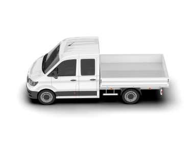 Beyaz arka planda beyaz ticari kamyon izole edildi