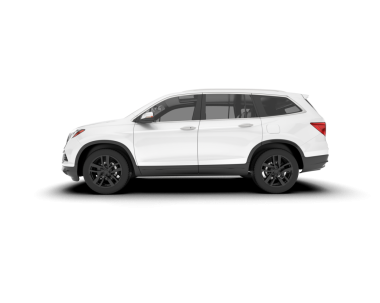 modern otomobil arka planda izole edildi