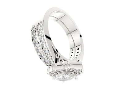 Beyaz arkaplanda elmaslarla alyans