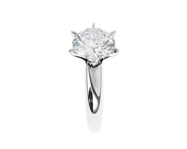 Siyah arkaplanda izole edilmiş beyaz düğün kolyesi.