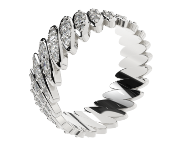 Gümüş zincir beyaza izole edilmiş