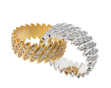 Beyaz arka planda gölgesi olan altın elmas bilezik.